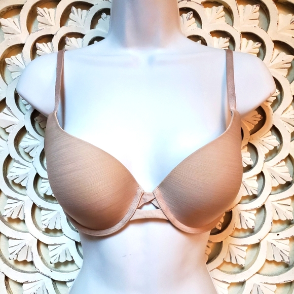 Victora's Secret Padded Underwire Bra by Nude Soft Nylon 34C - Picture 1 of 8